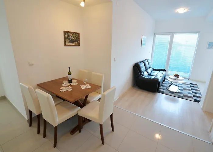 Apartman Lunga, Murter